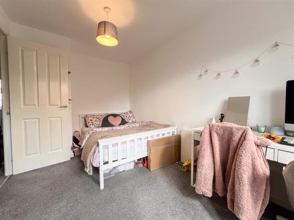 Additional property image - Vine Lane, Birmingham
