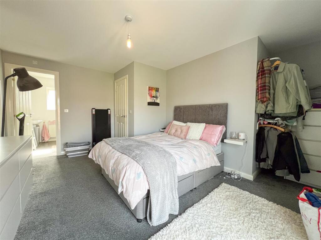 Additional property image - Vine Lane, Birmingham