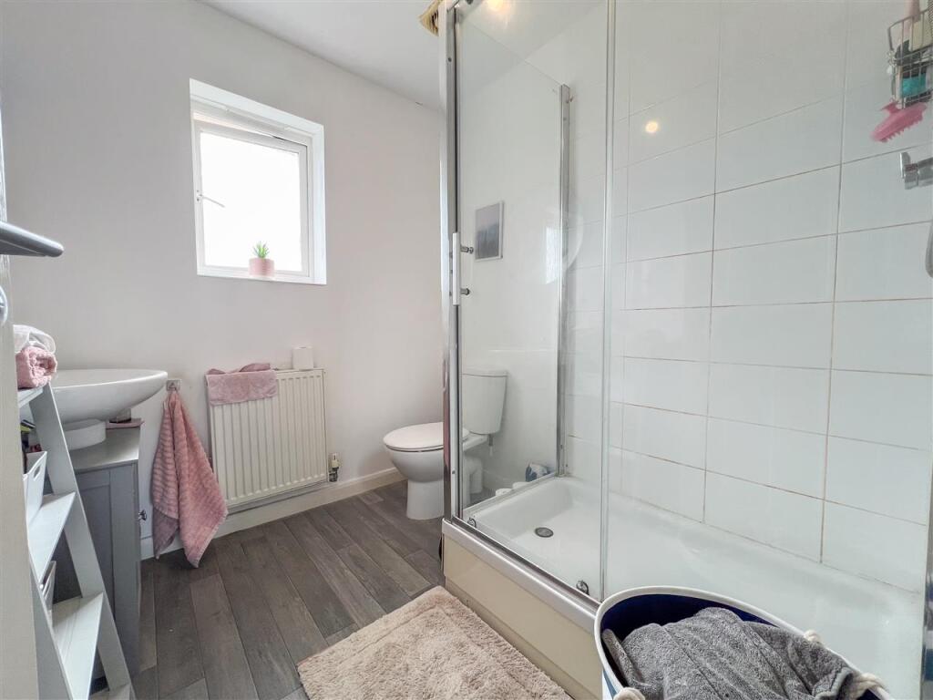 Additional property image - Vine Lane, Birmingham