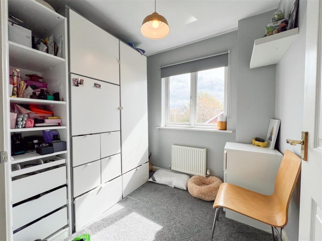 Additional property image - Vine Lane, Birmingham