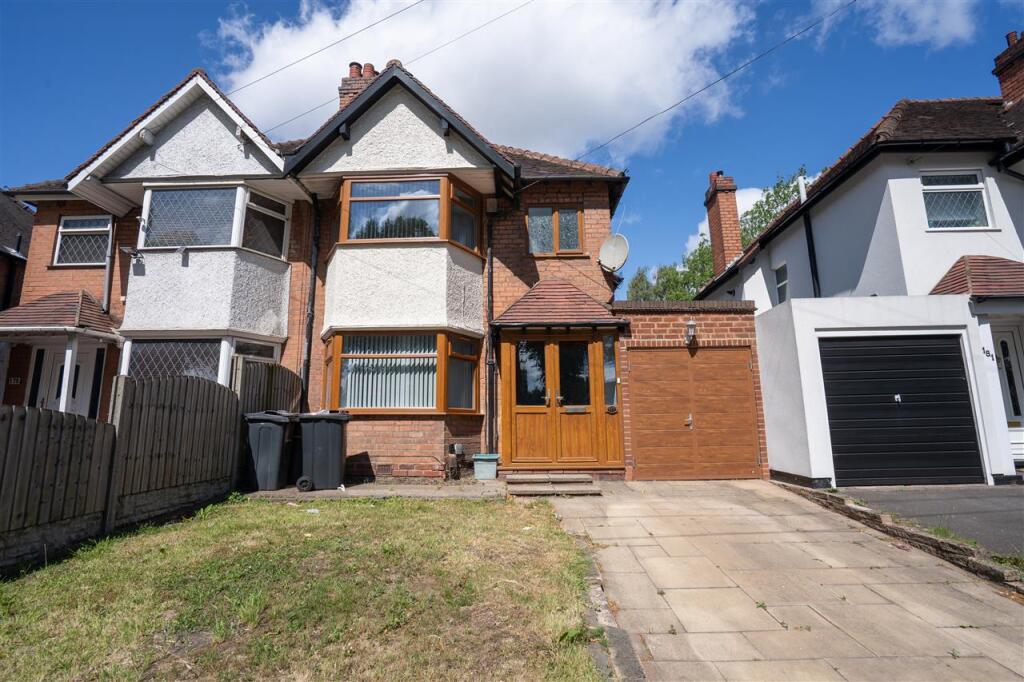 Main image of property: Stoney Lane, Birmingham