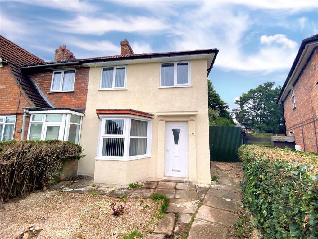 3 bedroom end of terrace house for sale in Wash Lane, Yardley