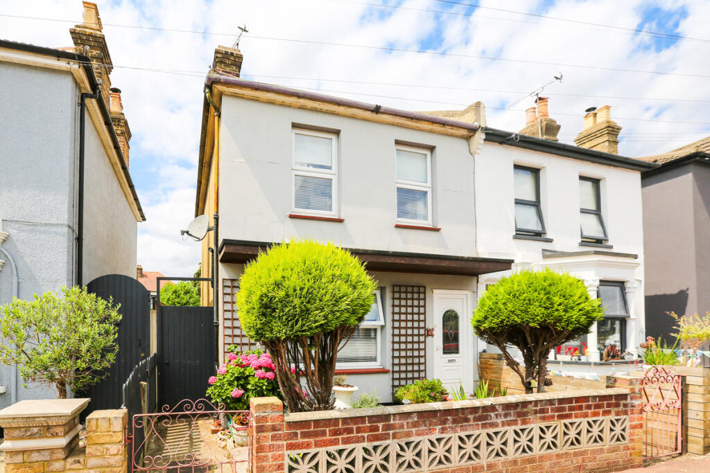 Main image of property: Cranleigh Drive, Leigh-on-sea, SS9