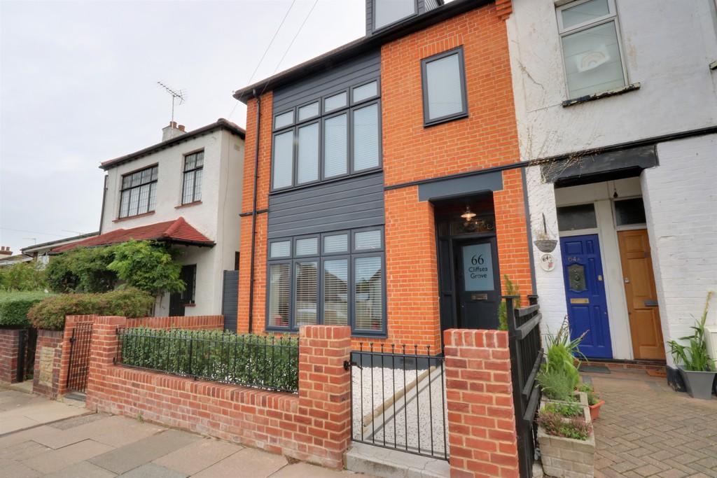 4 bedroom semidetached house for sale in Cliffsea Grove, LeighonSea, SS9