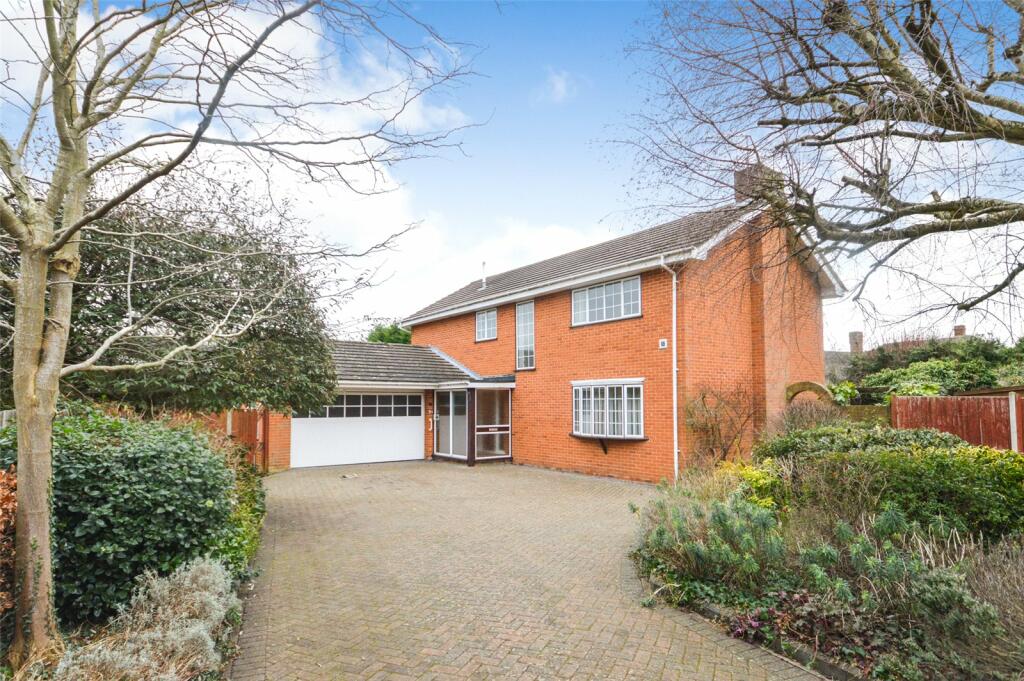 4 bedroom detached house for sale in Sutton Acres, Little Hallingbury, Nr Stortford, CM22
