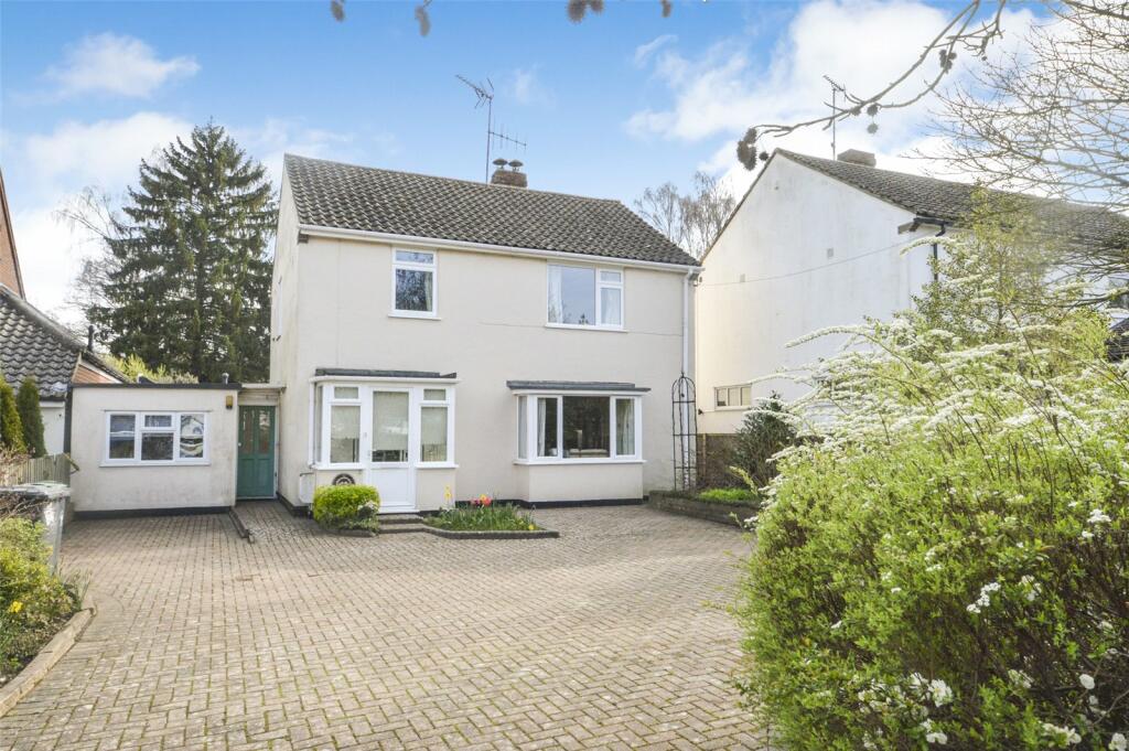 3 bedroom detached house for sale in Birchanger Lane, Birchanger