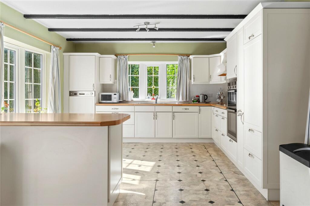 Additional property image - Broad Street Green, Hatfield Broad Oak, Essex, CM22
