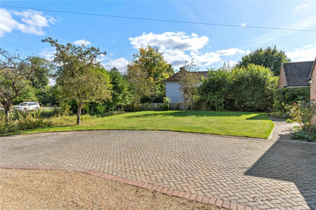 Additional property image - Broad Street Green, Hatfield Broad Oak, Essex, CM22