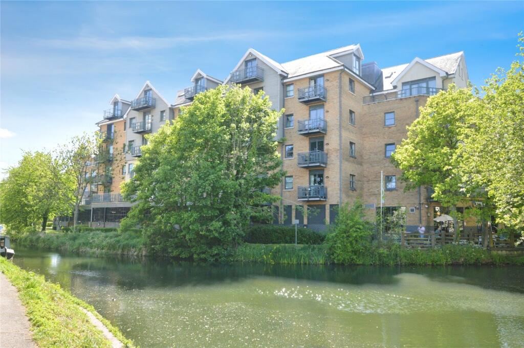 Main image of property: Riverside, Bishops Stortford, Hertfordshire, CM23