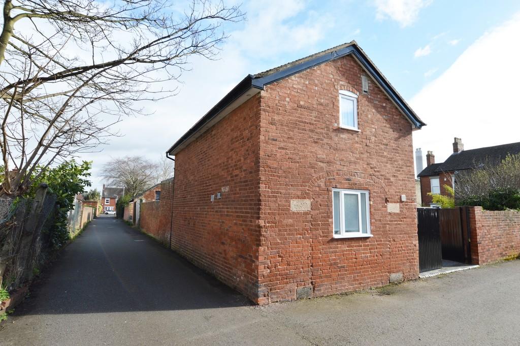 2 bedroom detached house for sale in Talbot Street, Rugeley, WS15