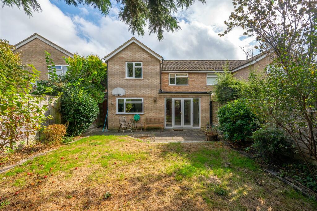 Additional property image - Maplefield, Park Street, St. Albans, Hertfordshire