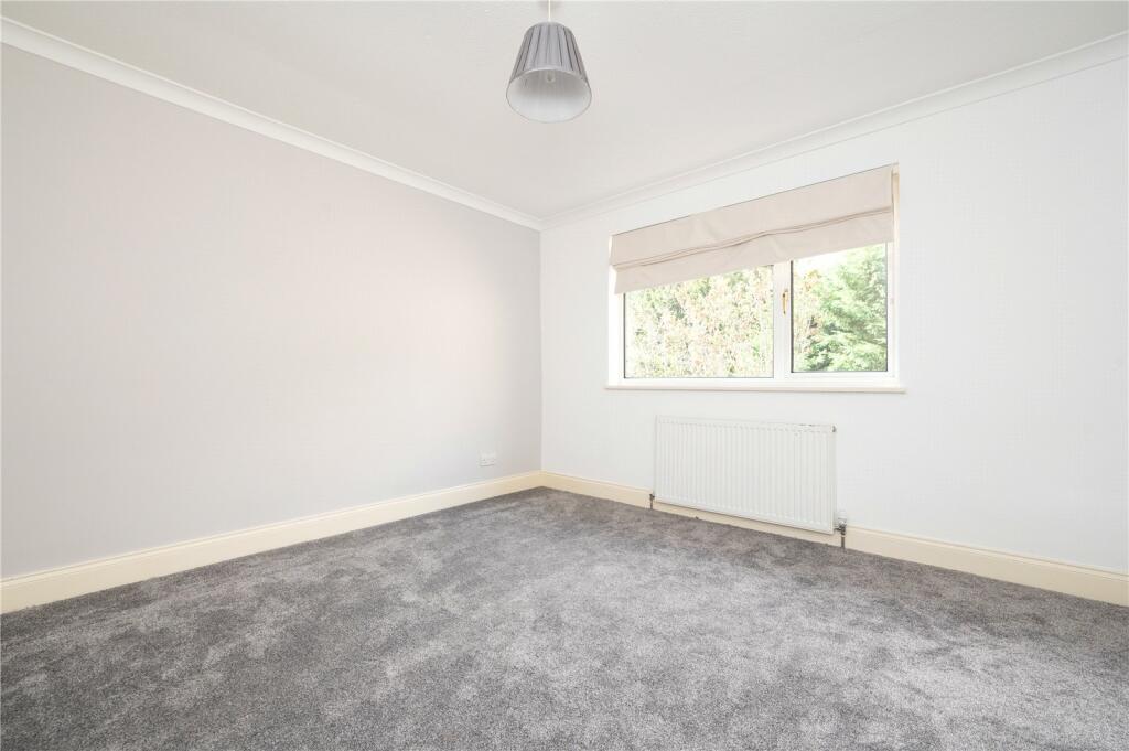 Additional property image - Maplefield, Park Street, St. Albans, Hertfordshire