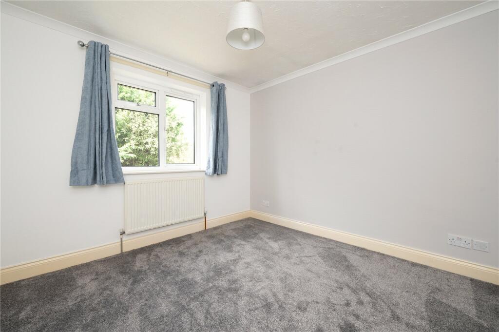 Additional property image - Maplefield, Park Street, St. Albans, Hertfordshire