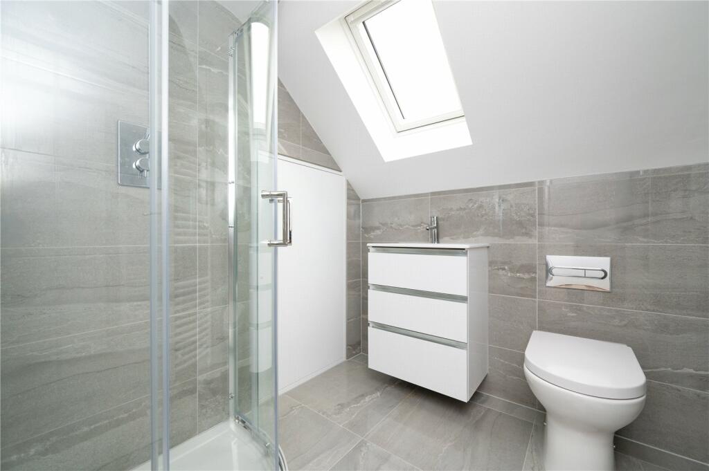 Additional property image - Woollam Crescent, St. Albans, Hertfordshire