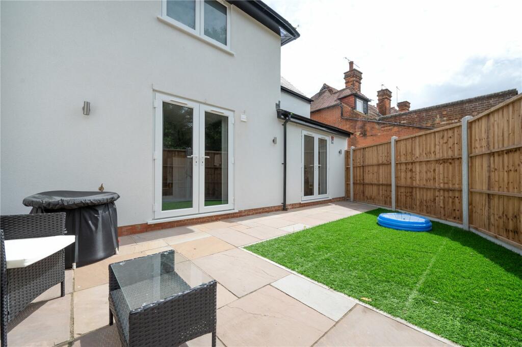 Additional property image - Frogmore, St. Albans, Hertfordshire