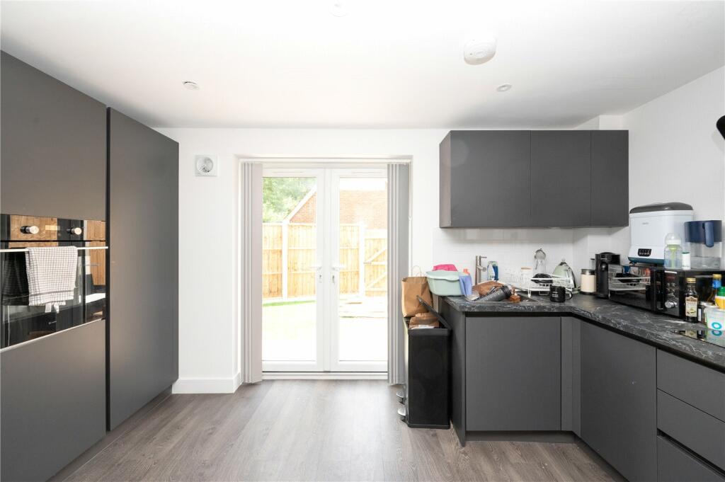 Additional property image - Frogmore, St. Albans, Hertfordshire