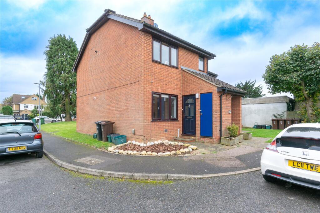 Main image of property: Larks Ridge, Watford Road, St. Albans