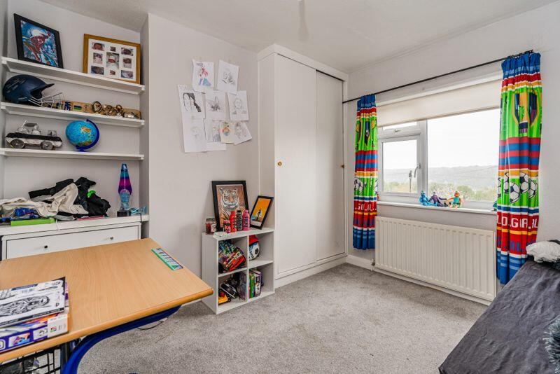 3 bedroom semidetached house for sale in Robinson Road, Loudwater, HP13