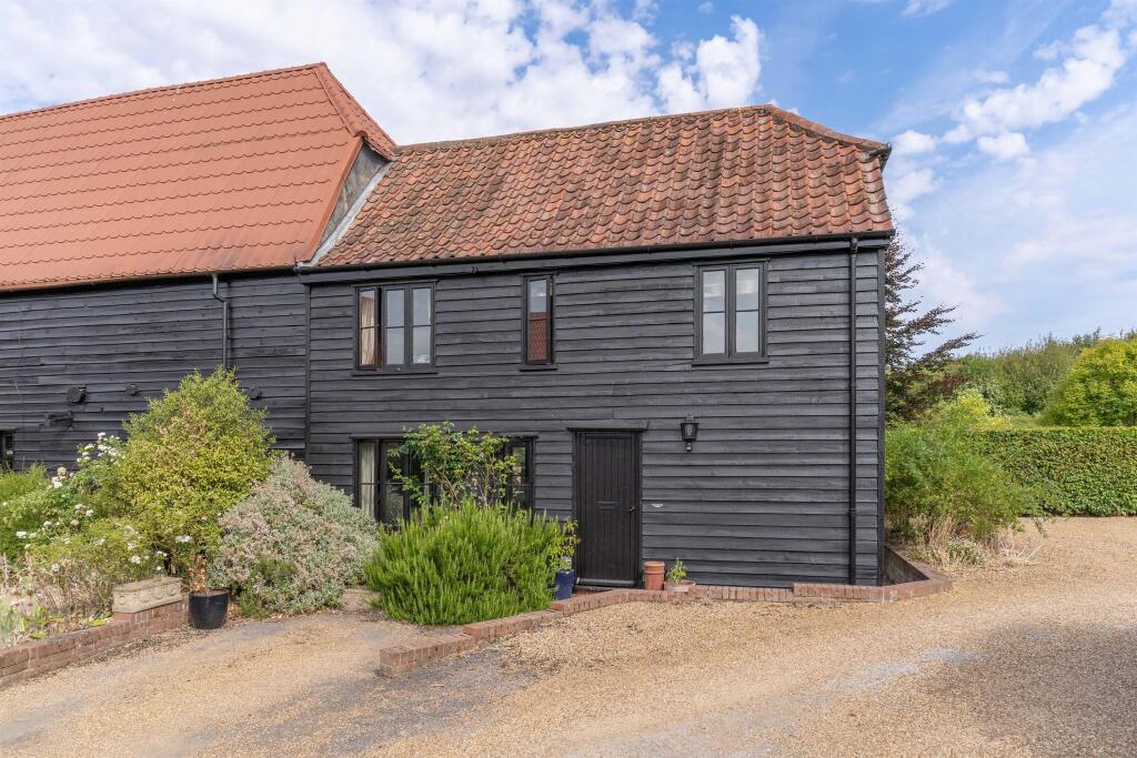 Main image of property: Alsa Lodge, Stansted, Essex, CM24