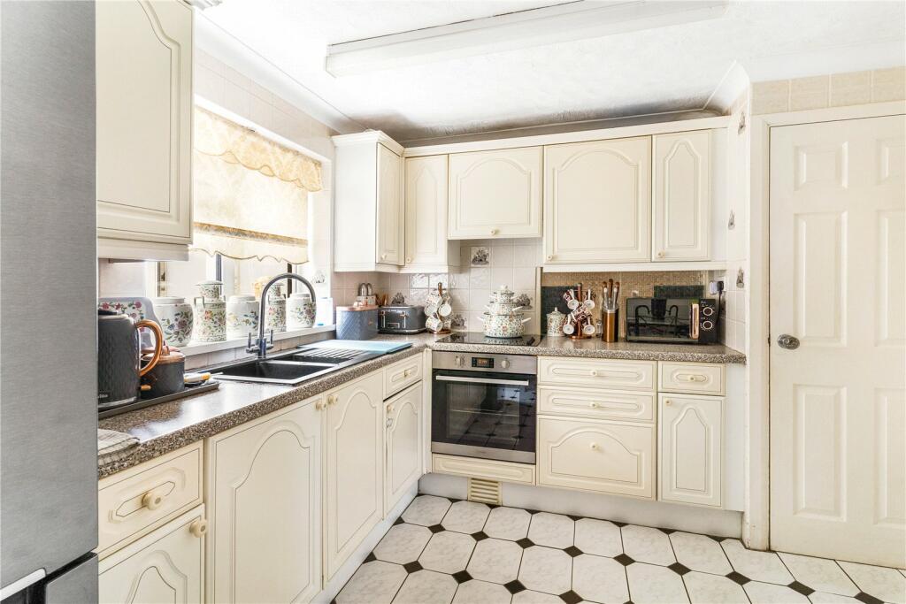 Additional property image - Woodland Road, Sawston, Cambridgeshire, CB22