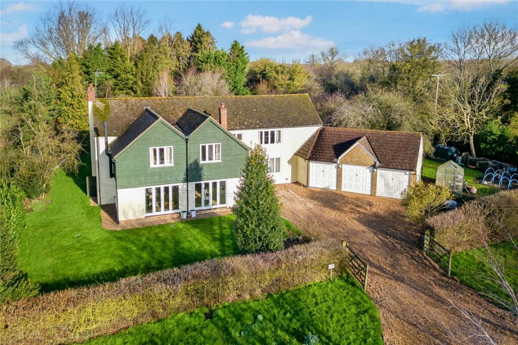 5 bedroom detached house for sale in Deynes Road, Debden, Nr Saffron