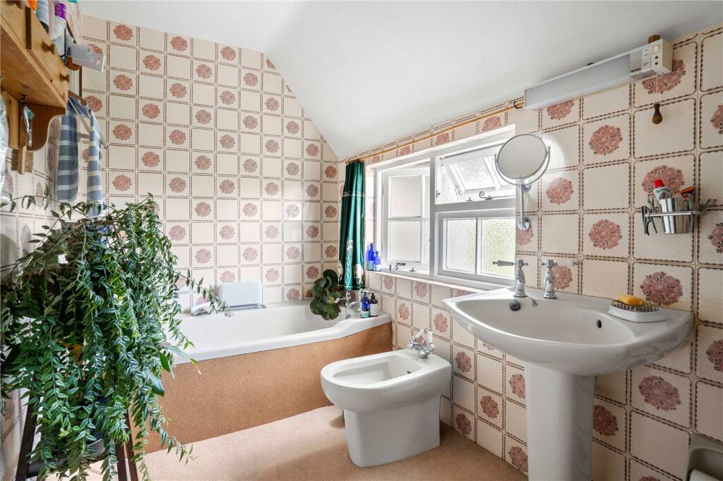 Additional property image - Sampford Road, Radwinter, Saffron Walden, Essex, CB10