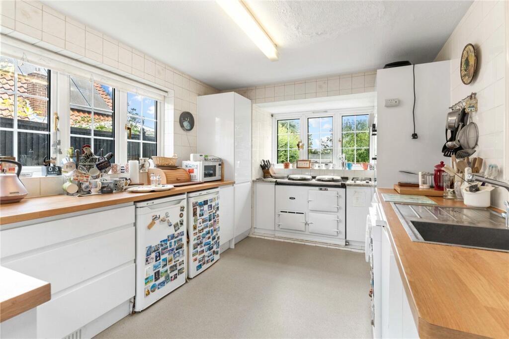 Additional property image - Vicarage Lane, Thaxted, Nr Great Dunmow, Essex, CM6