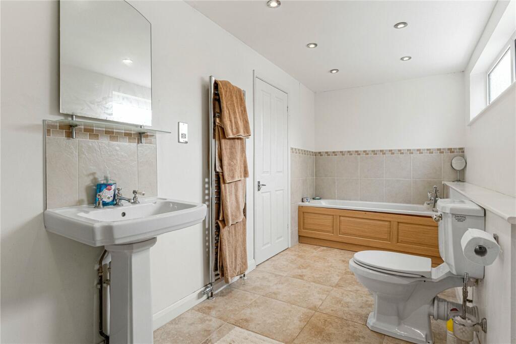 Additional property image - Parkway, Shudy Camps, Cambridgeshire, CB21