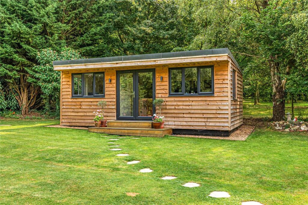 Additional property image - Parkway, Shudy Camps, Cambridgeshire, CB21