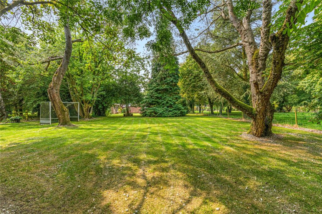 Additional property image - Parkway, Shudy Camps, Cambridgeshire, CB21