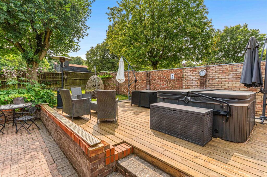 Additional property image - Parkway, Shudy Camps, Cambridgeshire, CB21