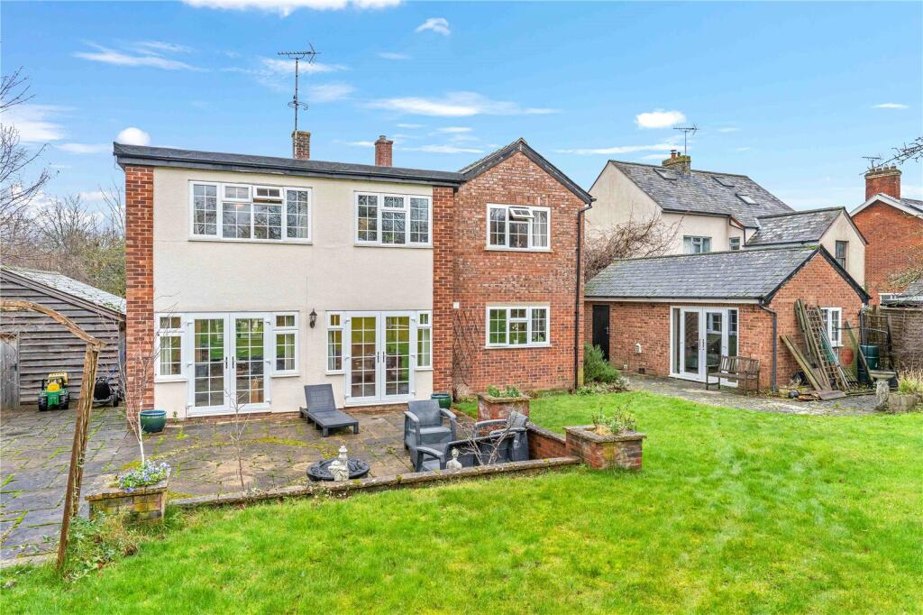 Additional property image - Radwinter Road, Saffron Walden, Essex, CB11
