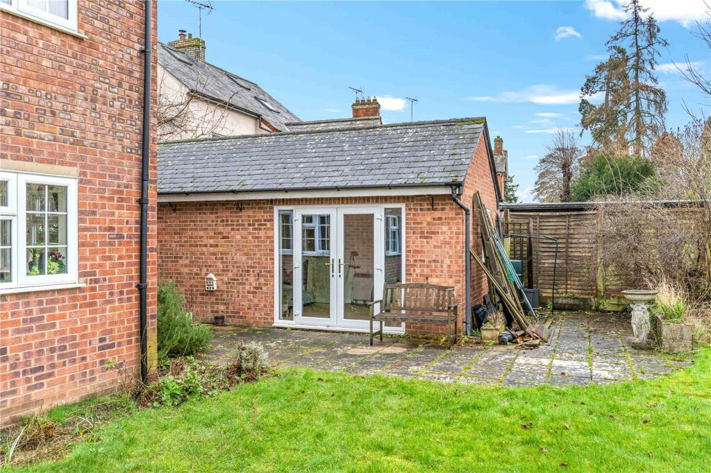 Additional property image - Radwinter Road, Saffron Walden, Essex, CB11