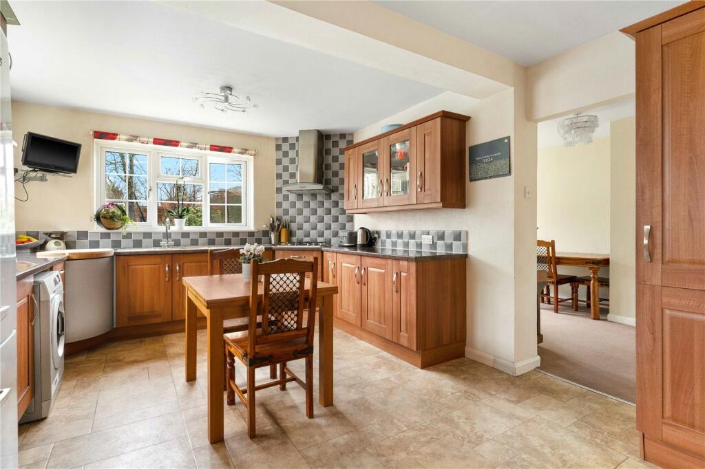 Additional property image - Radwinter Road, Saffron Walden, Essex, CB11