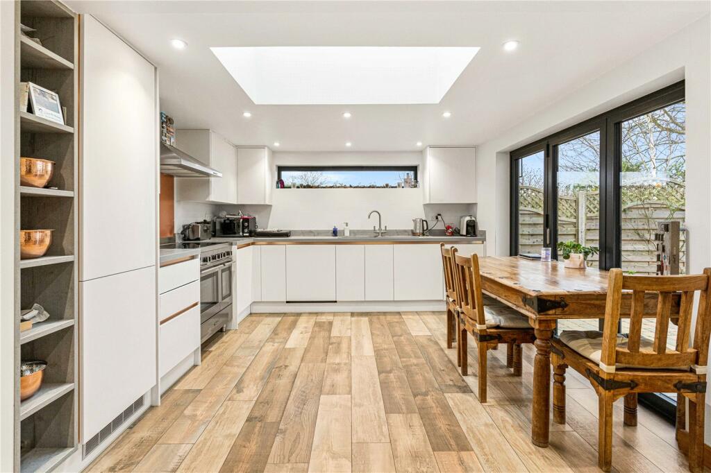 Additional property image - Wash Cottages, Thaxted Road, Debden, Nr Saffron Walden, Essex, CB11
