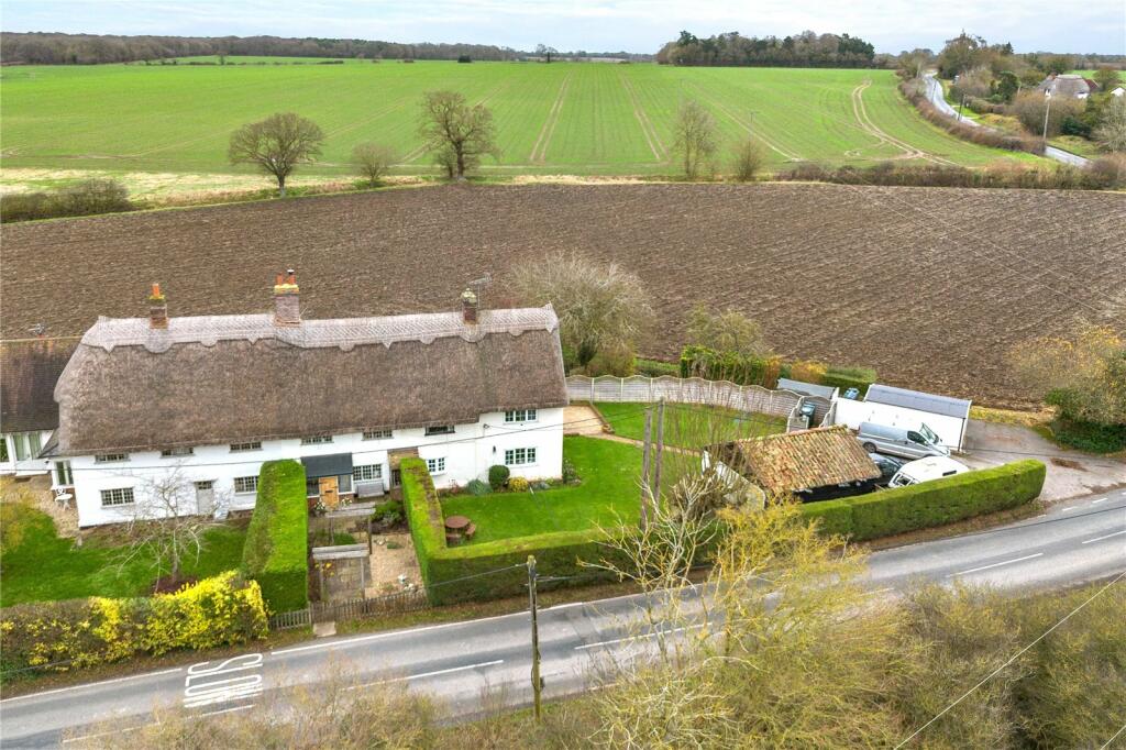 Additional property image - Wash Cottages, Thaxted Road, Debden, Nr Saffron Walden, Essex, CB11