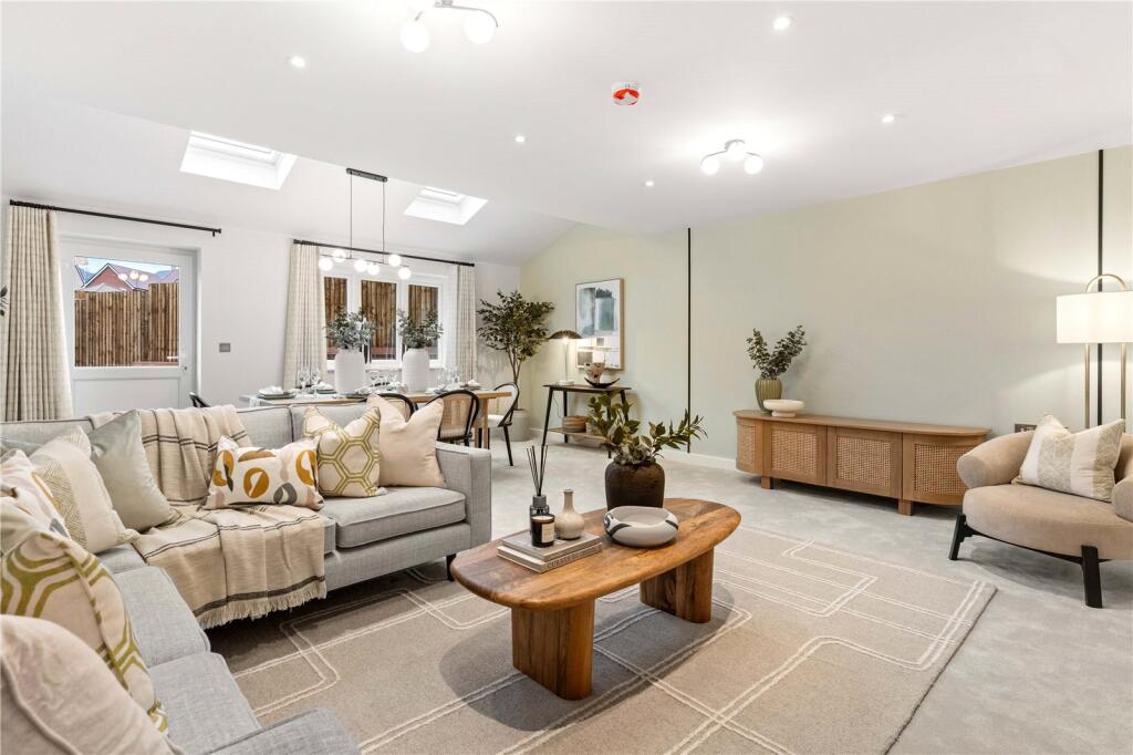 Additional property image - Saffron Hill, Thaxted Road, Saffron Walden, Essex, CB10