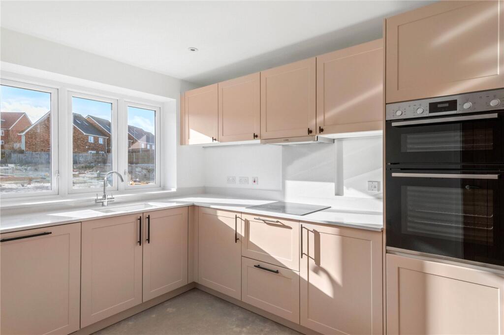 Additional property image - Saffron Hill, Thaxted Road, Saffron Walden, Essex, CB10