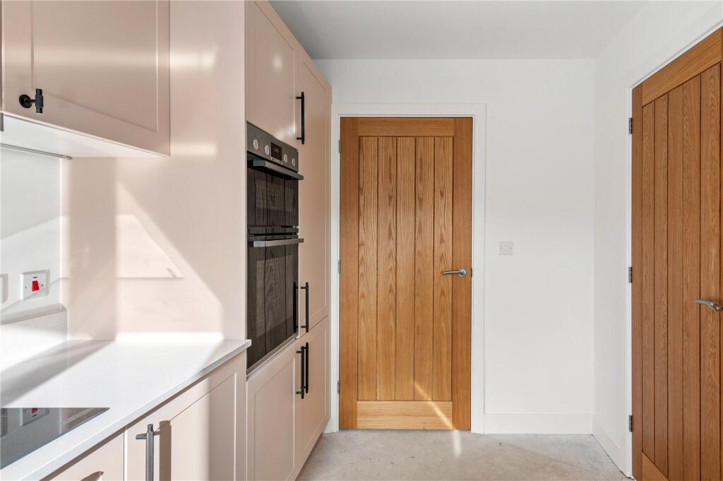 Additional property image - Saffron Hill, Thaxted Road, Saffron Walden, Essex, CB10