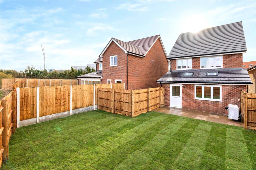 Additional property image - Saffron Hill, Thaxted Road, Saffron Walden, Essex, CB10