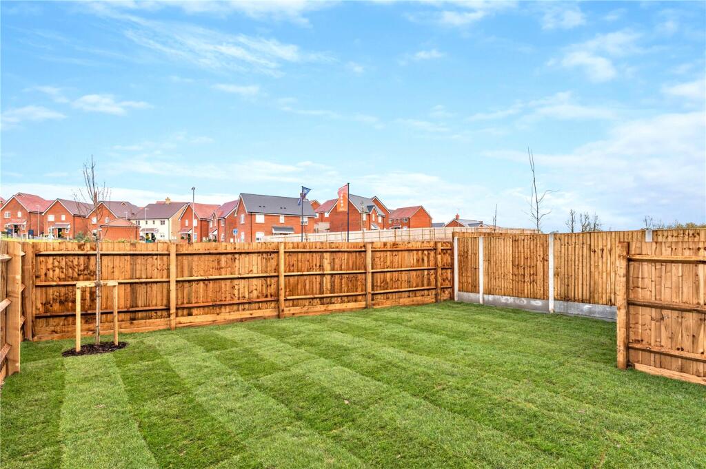 Additional property image - Saffron Hill, Thaxted Road, Saffron Walden, Essex, CB10