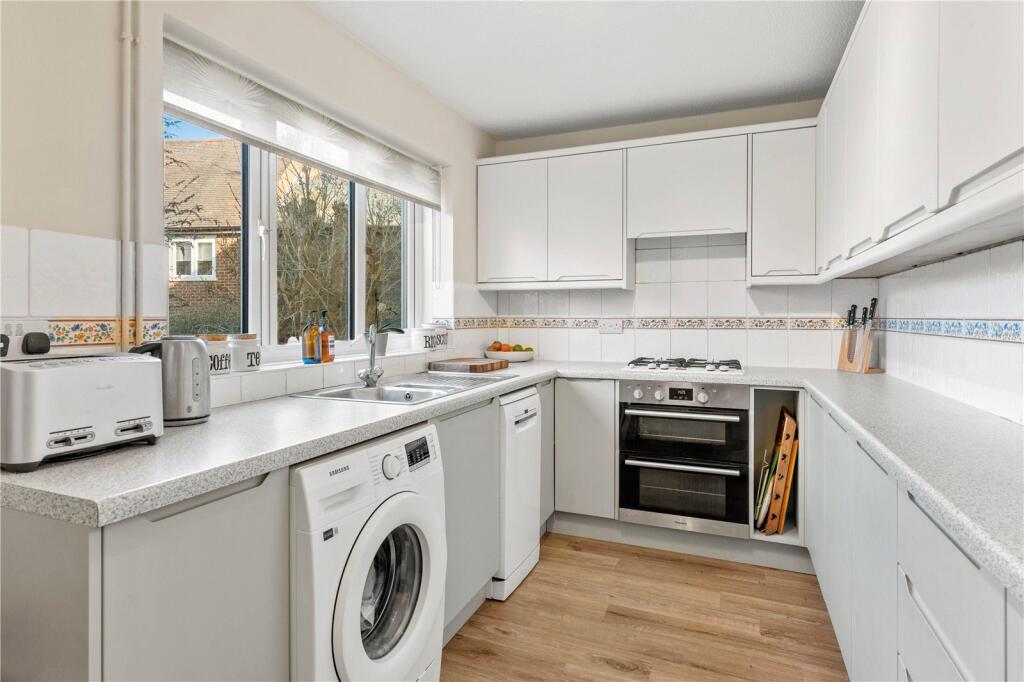 Additional property image - Chestnut Court, Newport, Saffron Walden, Essex, CB11