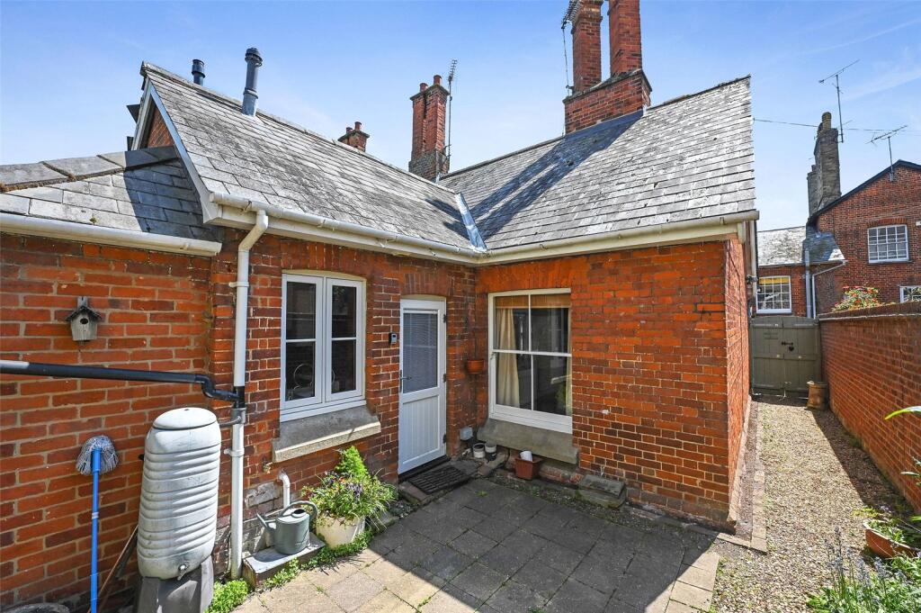 Main image of property: Abbey Lane, Saffron Walden, CB10