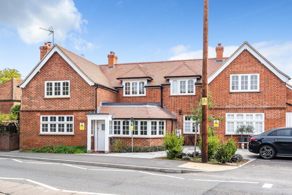 Main image of property: Alton Road, Odiham, Hook, RG29