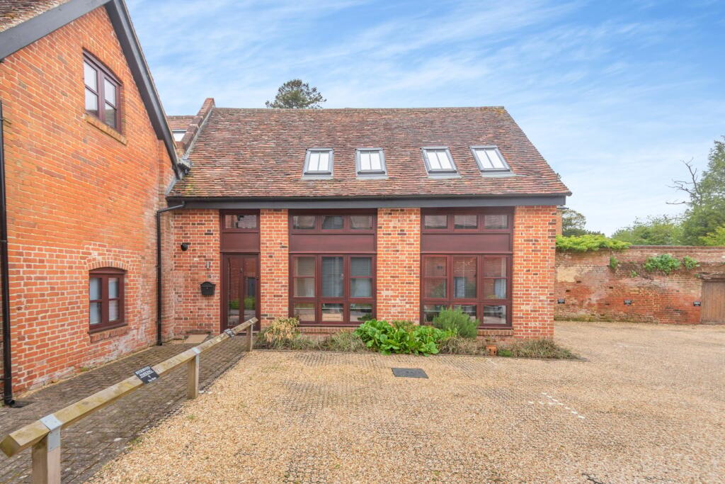 Main image of property: Palace Gate Farm, Odiham, Hook, RG29