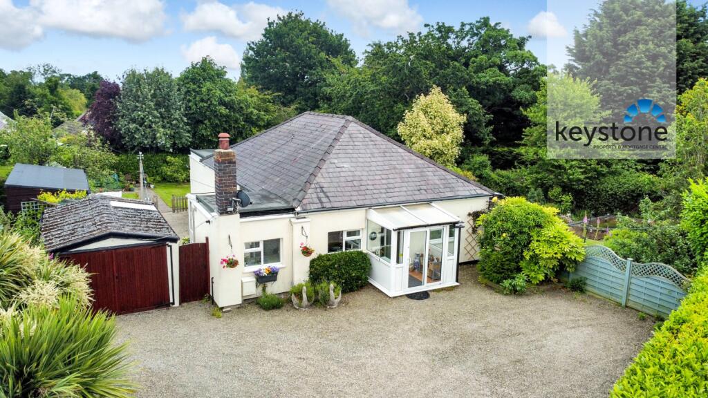 4 bedroom detached bungalow for sale in Moorfield Road, Hawarden