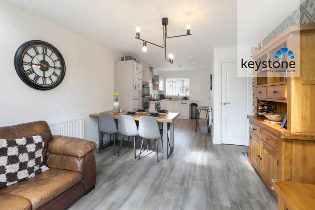 Additional property image - Llys Cadfan, Oakenholt, Flint, Flintshire, CH6 5WF