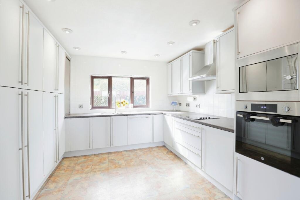 Additional property image - Bretton Lane, Bretton, Chester, Flintshire, CH4 0DW