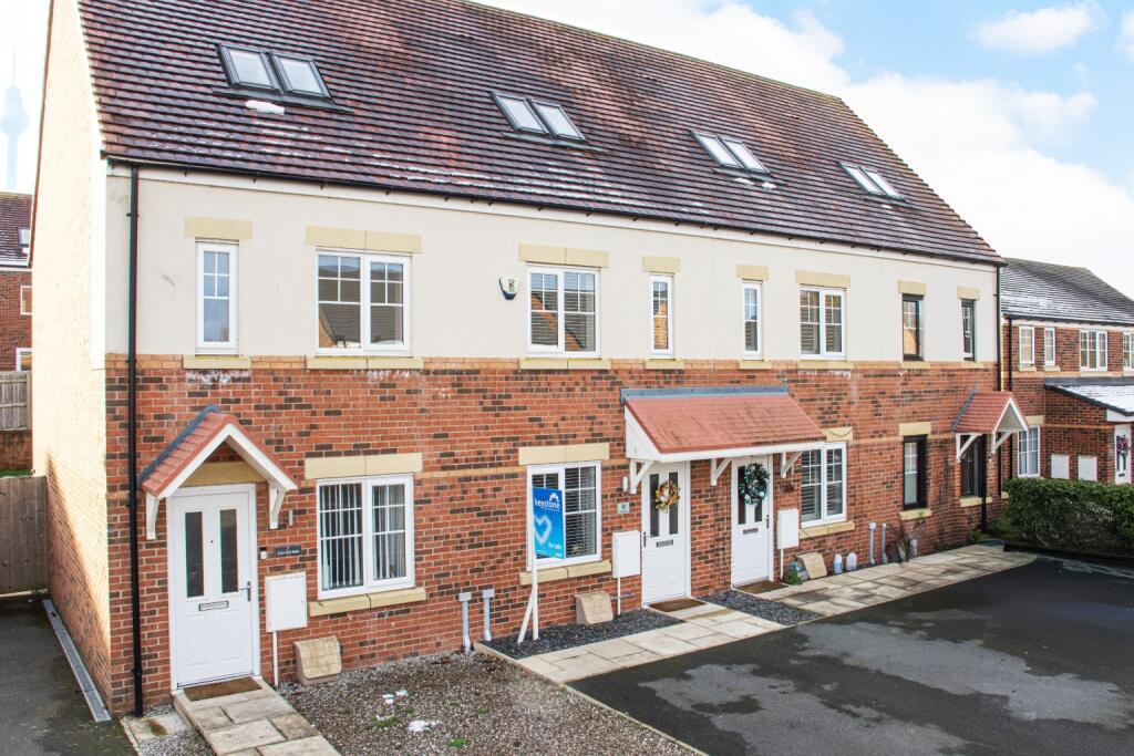 Main image of property: Llys Garmon, Oakenholt, Flint, Flintshire, CH6 5XF