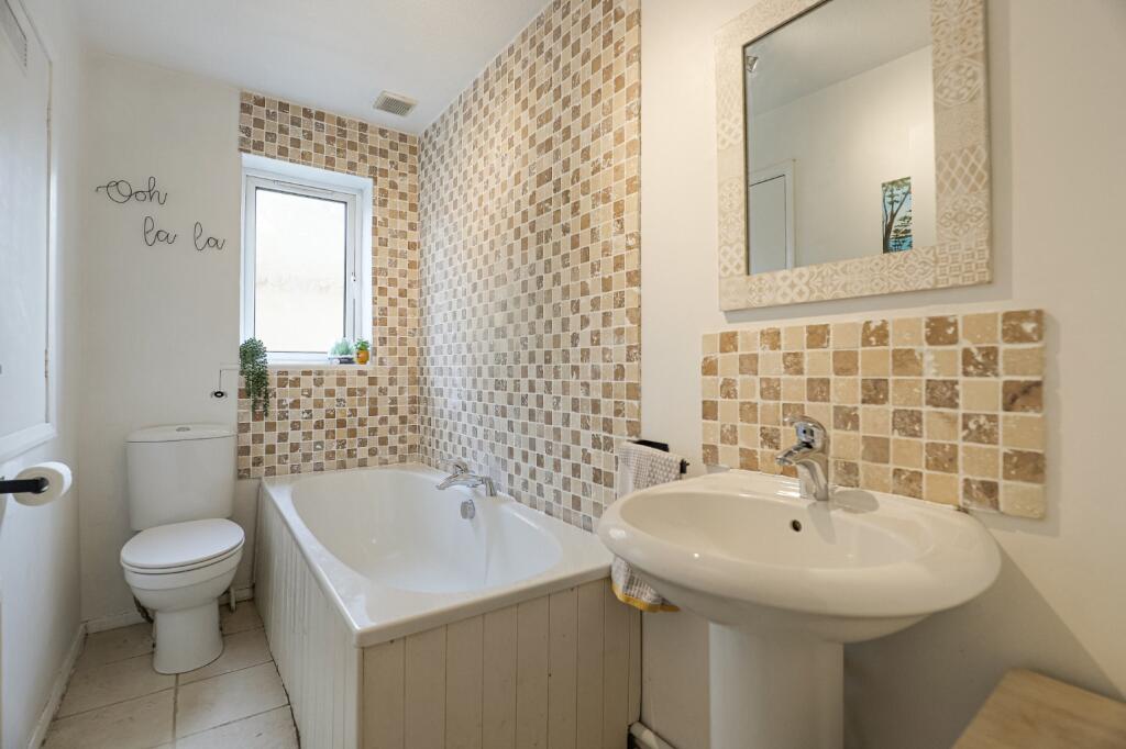 Additional property image - Whitecroft Close, Connah's Quay, Deeside, Flintshire, CH5 4QU